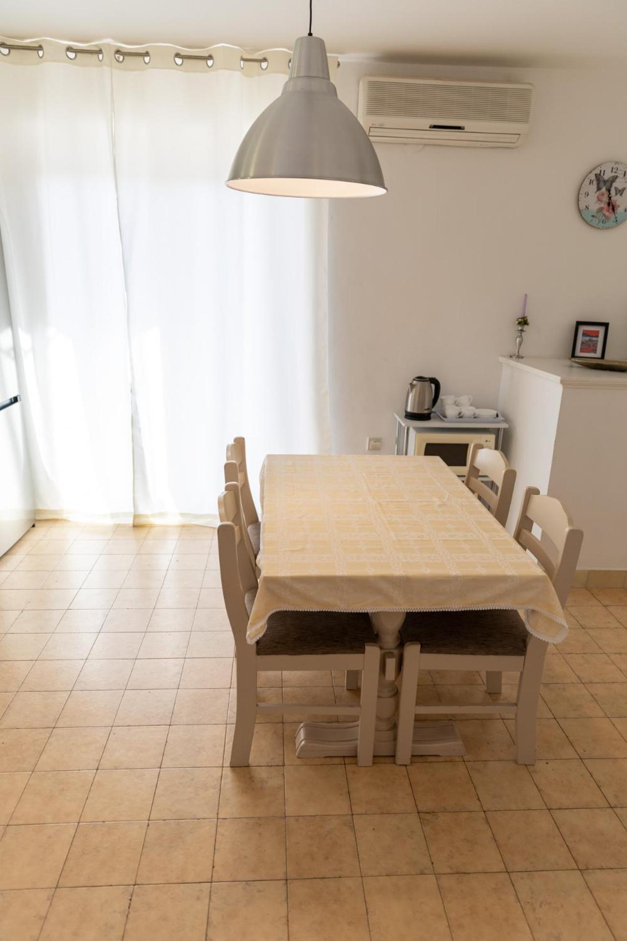 Apartmani Trlaja Vodice Esterno foto