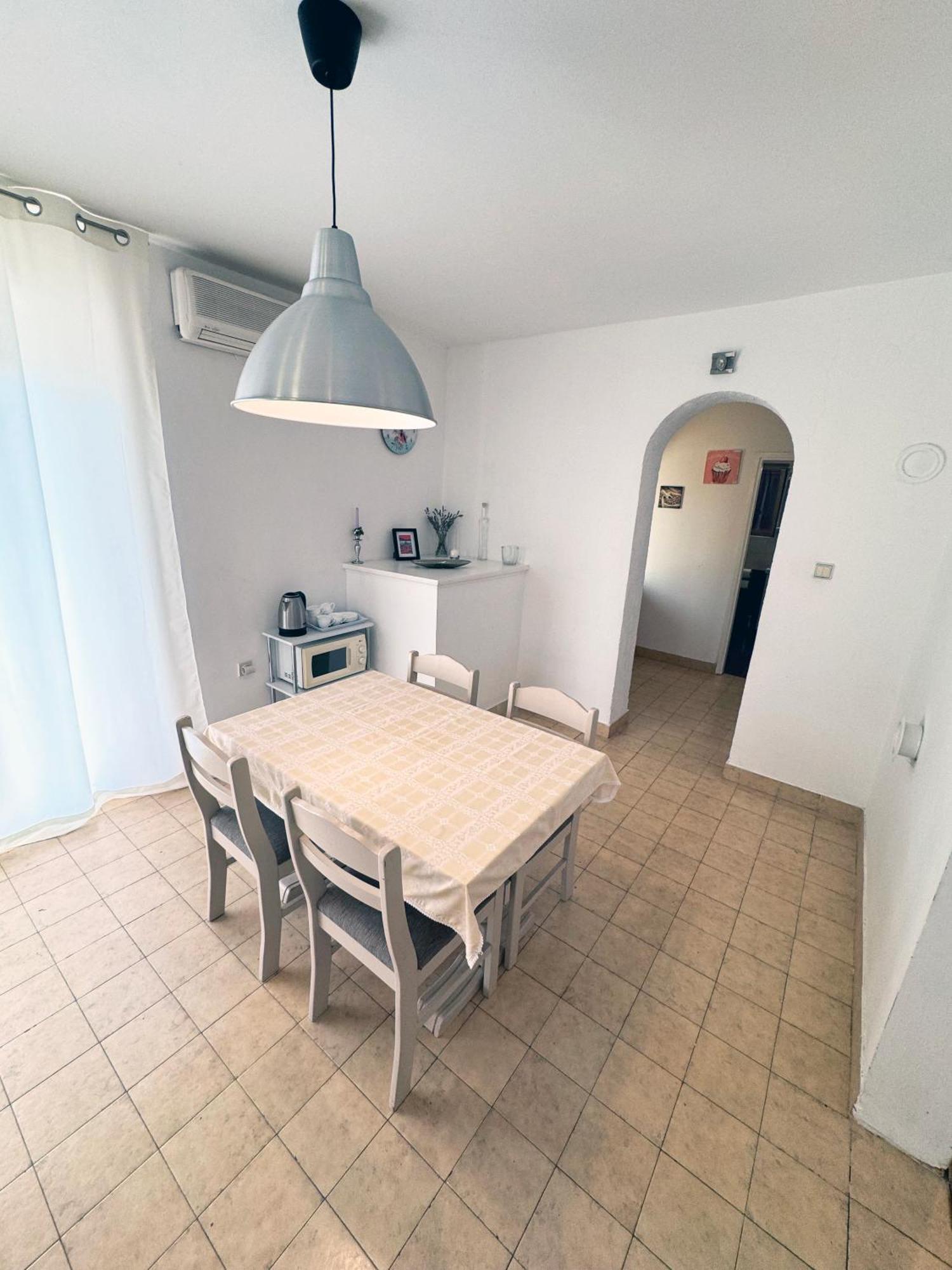 Apartmani Trlaja Vodice Esterno foto